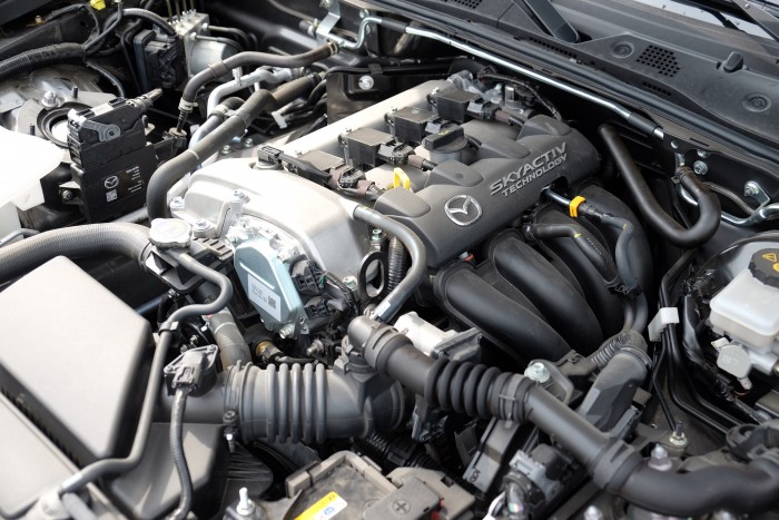 Móka és kacagás 200 lóerő alatt – Mazda MX-5 2 Móka és kacagás 200 lóerő alatt – Mazda MX-5 2