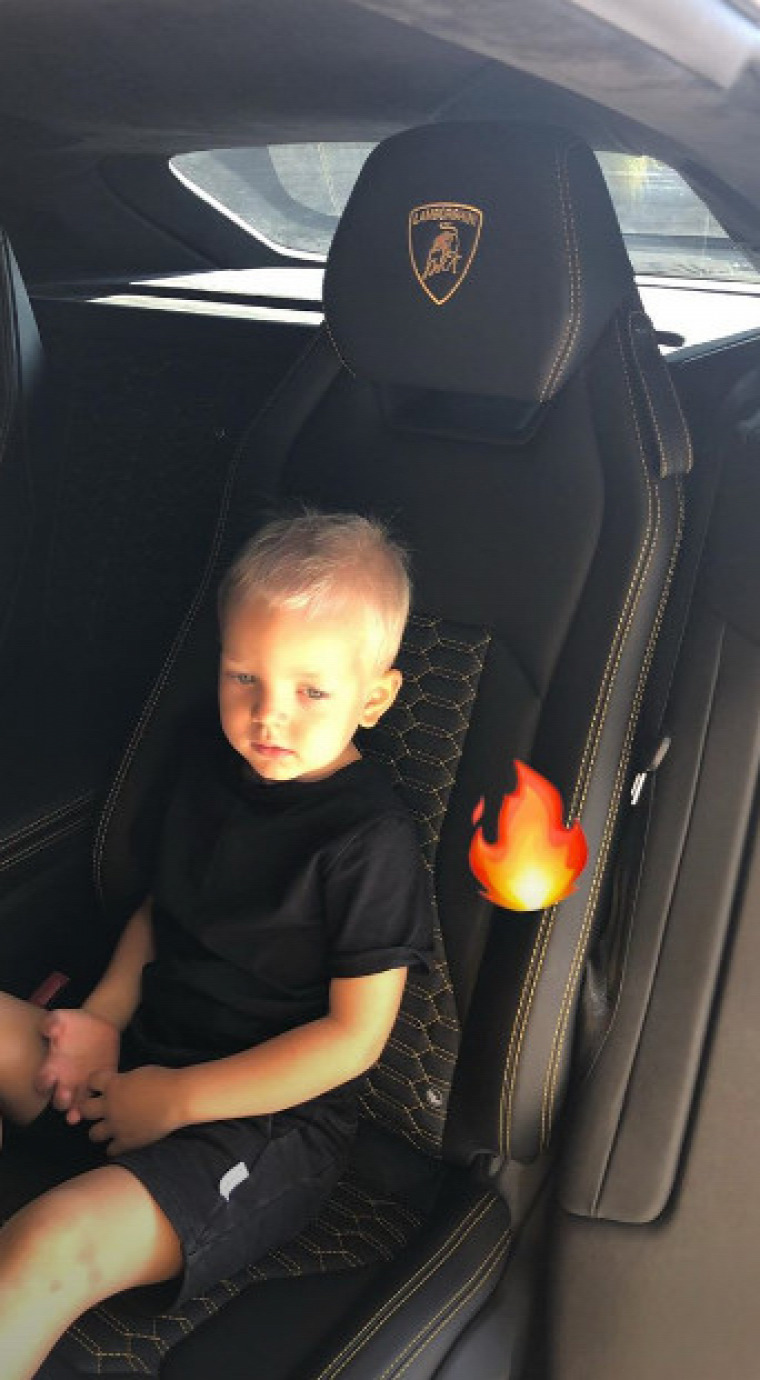 F1: Kimi felesége máris beintett a Ferrarinak 2