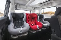 Villámokat vet az új Opel Combo 30