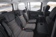 Villámokat vet az új Opel Combo 31