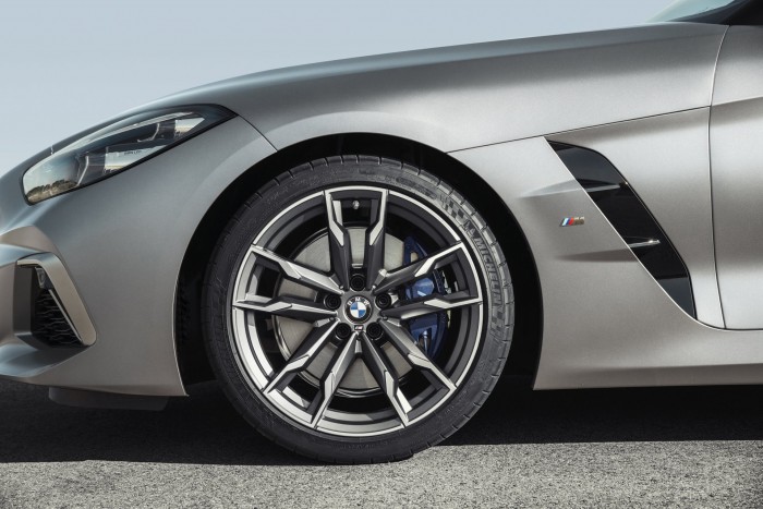 Megérkezett a legdögösebb BMW 8