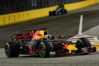 F1: A Red Bull nem vár csodát Szingapúrtól