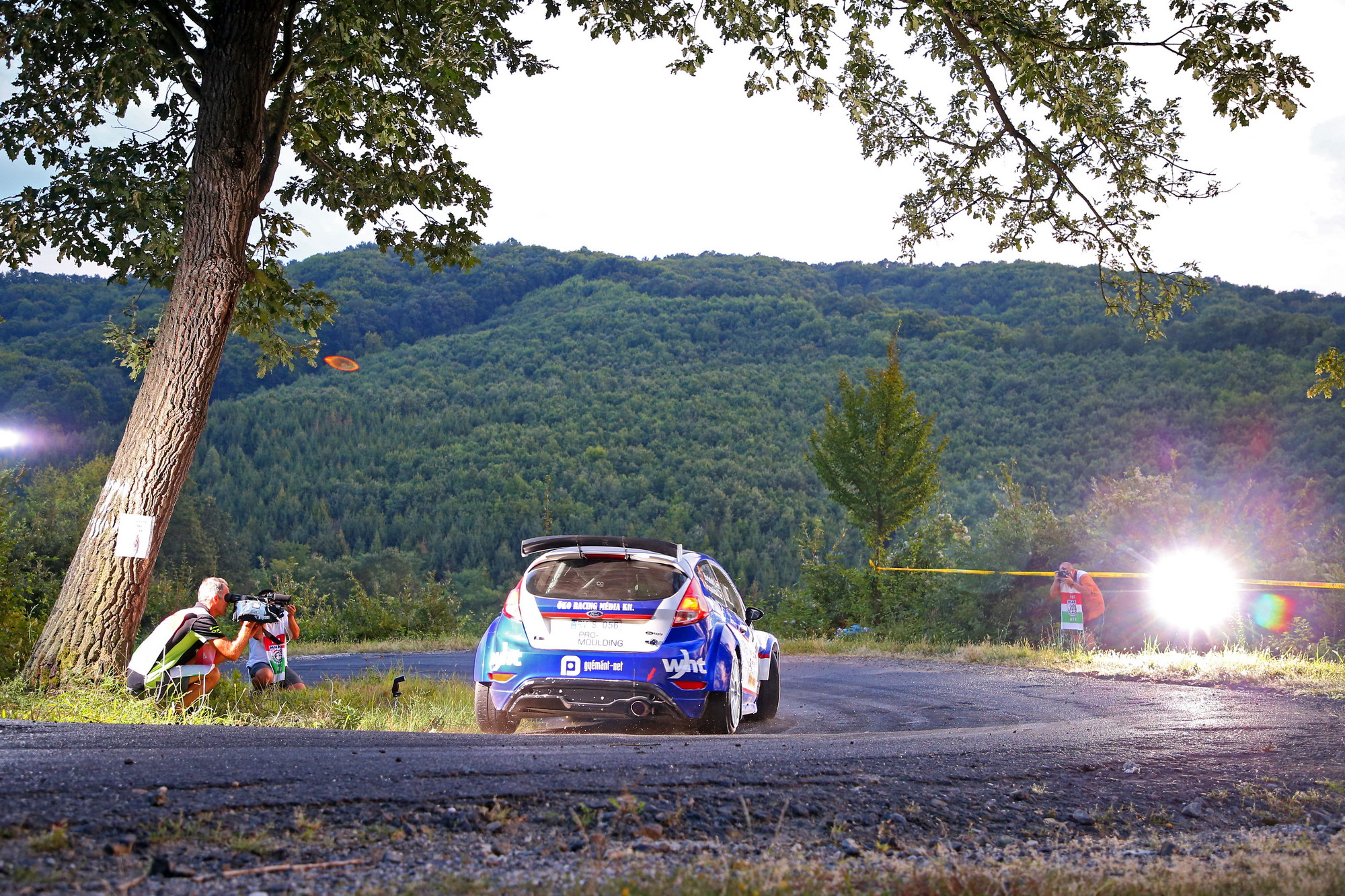 Hazai győzelem, villanyoszlop-rekonstrukció és doppingellenőrzés az Ózd-Salgó Rallye-n 4