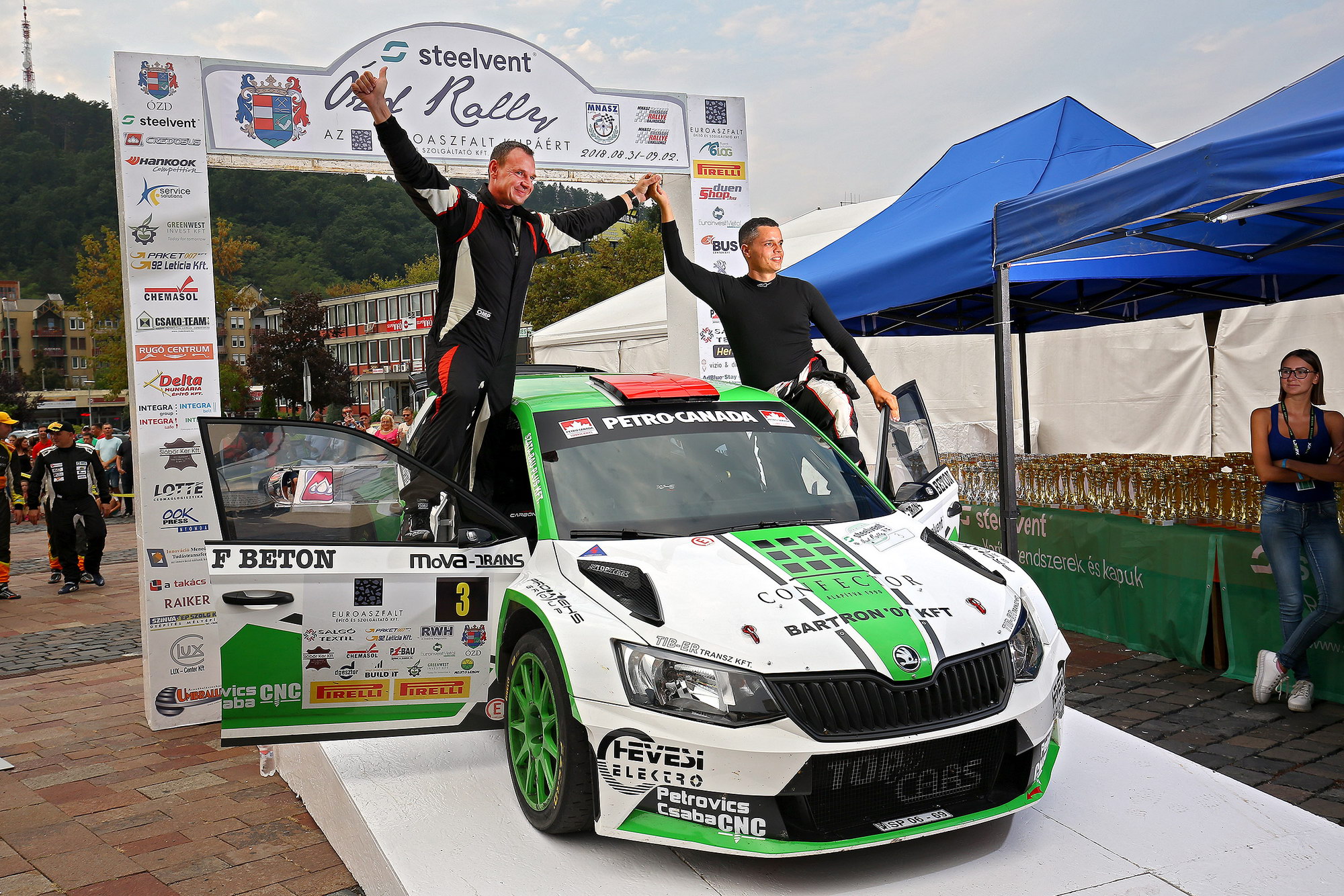 Hazai győzelem, villanyoszlop-rekonstrukció és doppingellenőrzés az Ózd-Salgó Rallye-n 25