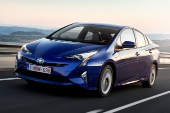 Autópályán is takarékosak a hibridek