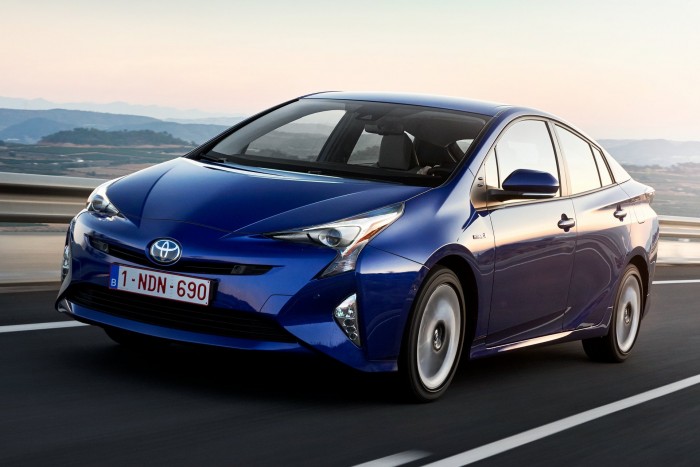 Autópályán is takarékosak a hibridek 1 | Vezess Autópályán is takarékosak a hibridek 1