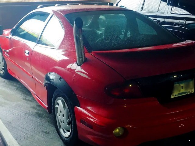 20 fotó bizonyítja, hogy az egész autót el lehet rondítani egy őrült kipufogóval 13