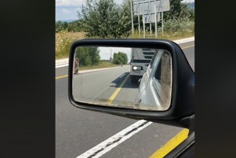 Ez a magyar autós majdnem betartotta a sebességhatárt, le is akarták zúzni egyből