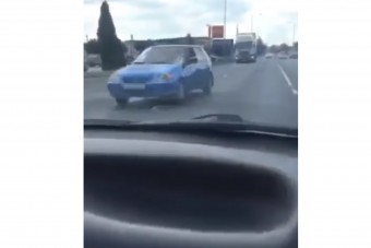Felelőtlen vadbarom módjára közlekedtek, videón röhögcséltek Szombathelyen fiatalok