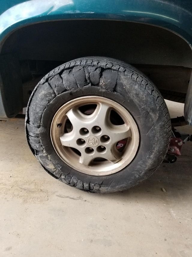 14 új fotó az autószervizek kénköves poklából 2