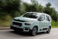Nem veszi zokon a strapát az új Citroën Berlingo 39