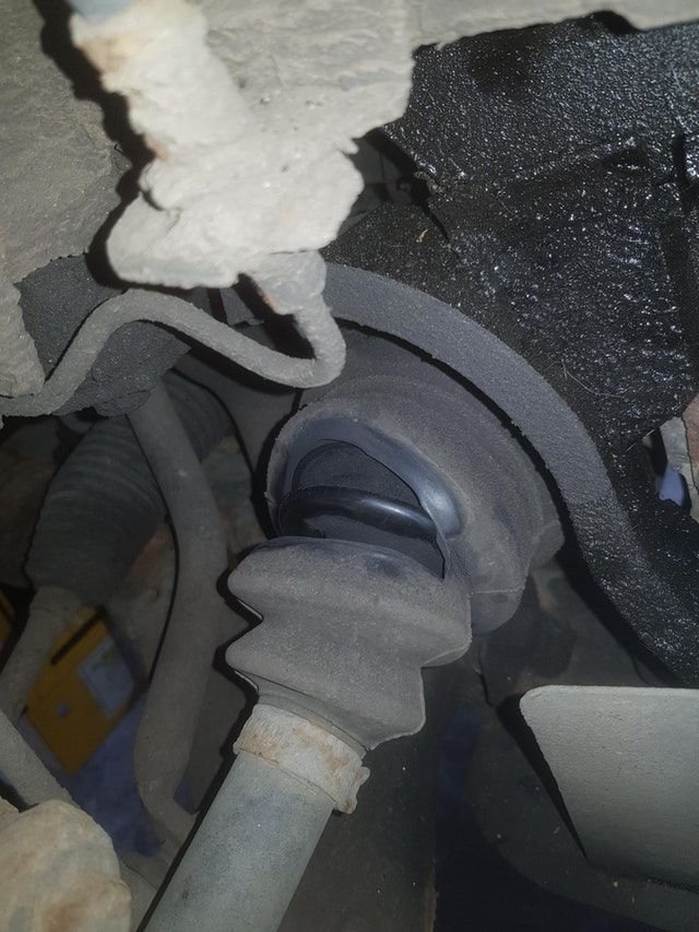 14 új fotó az autószervizek kénköves poklából 6