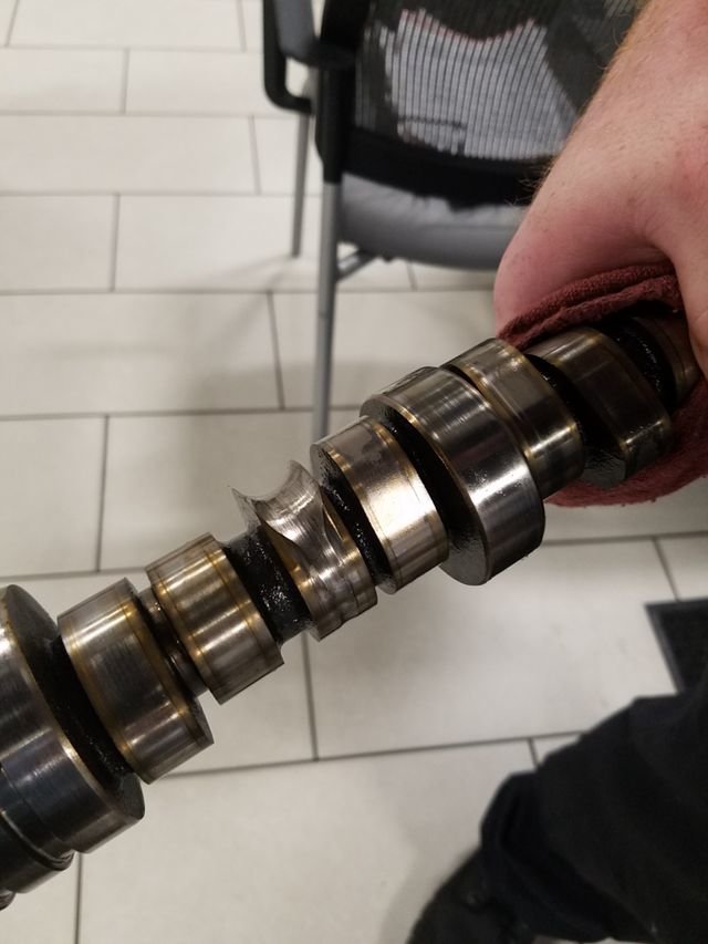 14 új fotó az autószervizek kénköves poklából 7