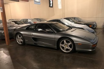 Ritkaságok hatalmas kollekcióját hirdetik az óceánon túl