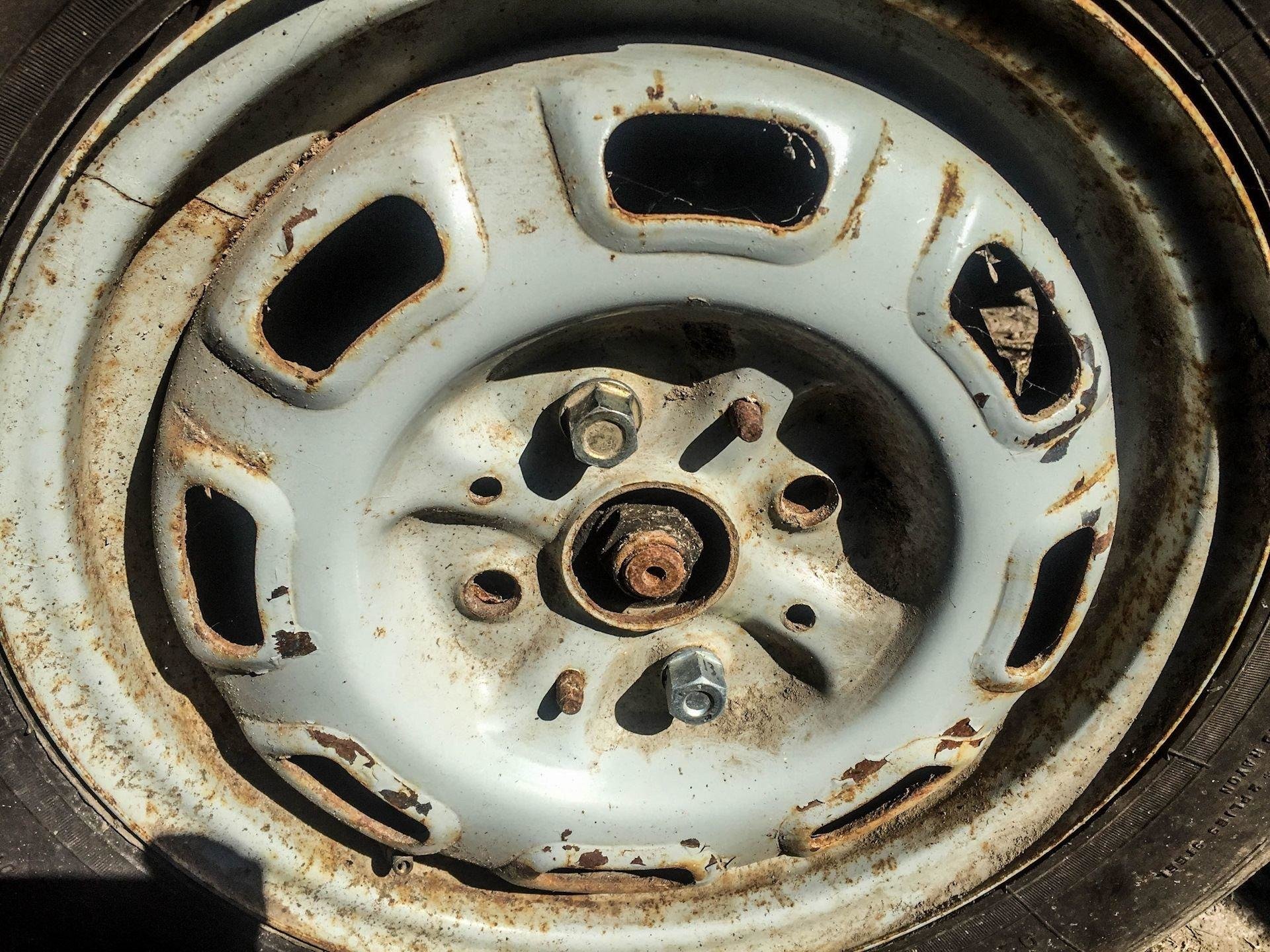 A jövőnek szánt kincs volt ez a Moszkvics, amit új korában támasztottak le 13 | Vezess A jövőnek szánt kincs volt ez a Moszkvics, amit új korában támasztottak le 13