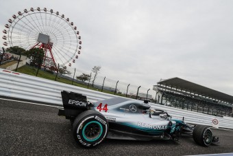 F1: Hamilton megfoghatatlan, Vettel lassú
