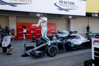 F1: Hamilton bajnoki címe immár csak formaság