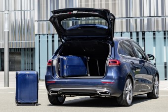 Videón a vadonatúj Mercedes B-osztály