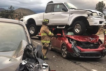 Igazán furcsa baleset történt ezzel az autóssal