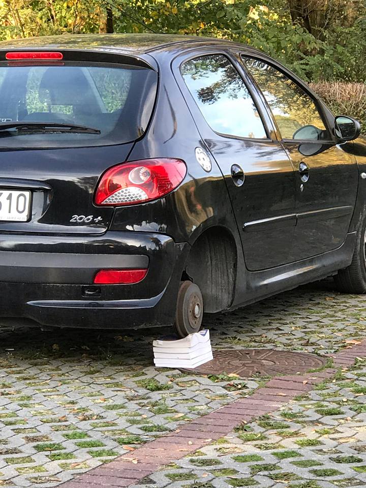 Még 13 poénos fotó a legdurvább kendácsolásokról 13 Még 13 poénos fotó a legdurvább kendácsolásokról 13