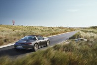 Elegánsabbá varázsolták a Porsche 911 Targát 19