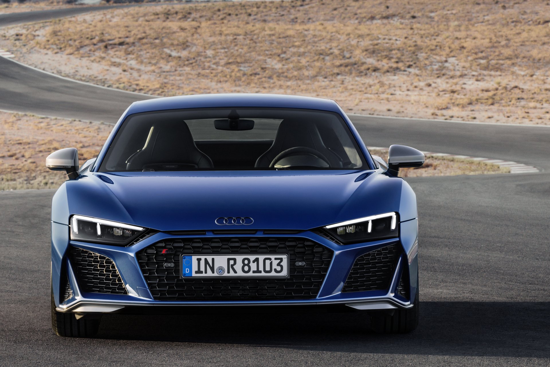 Még erősebb, még dögösebb az Audi R8 12