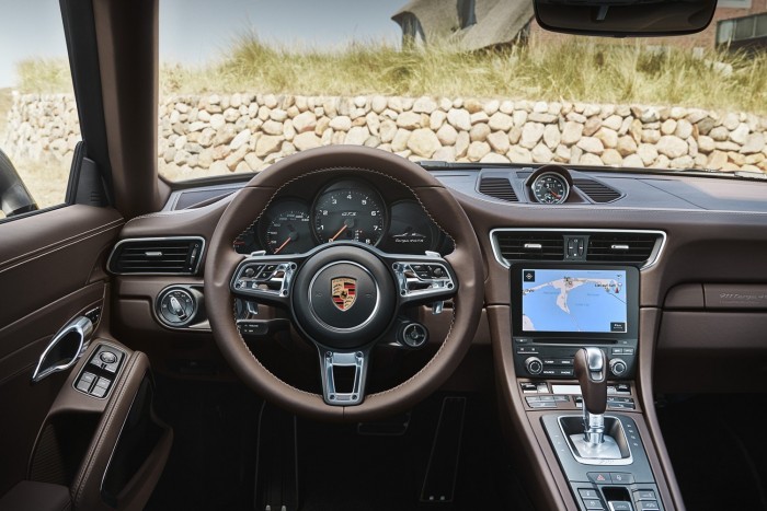 Elegánsabbá varázsolták a Porsche 911 Targát 6