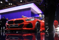 Videó: titkok a G29-ről, a BMW-k BMW-jéről 30