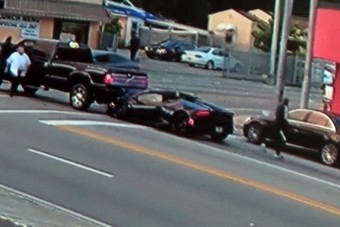 Karambolozott, aztán magára hagyta a sportkocsit