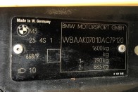 Charlie Whiting vette újonnan ezt az M3-as BMW-t 20