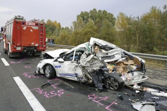 Leültethetik a baleseteknél bámészkodó autósokat
