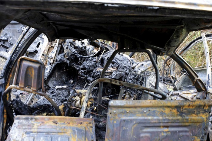 Megrázó fotókon az Esztergomnál porig égett Suzuki 4 | Vezess Megrázó fotókon az Esztergomnál porig égett Suzuki 4