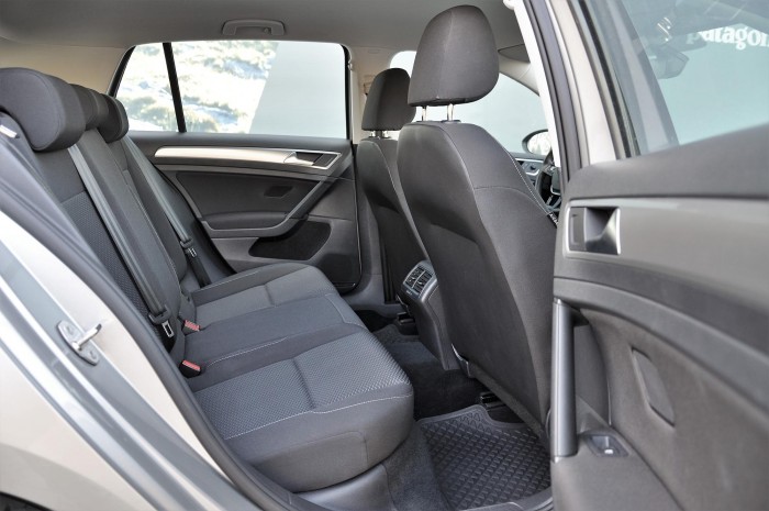 Összehasonlító teszt: Focus, Ceed, Civic vagy még mindig a Golf a legjobb? 270 Összehasonlító teszt: Focus, Ceed, Civic vagy még mindig a Golf a legjobb? 270