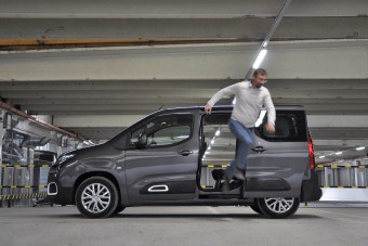 Nem veszi zokon a strapát az új Citroën Berlingo