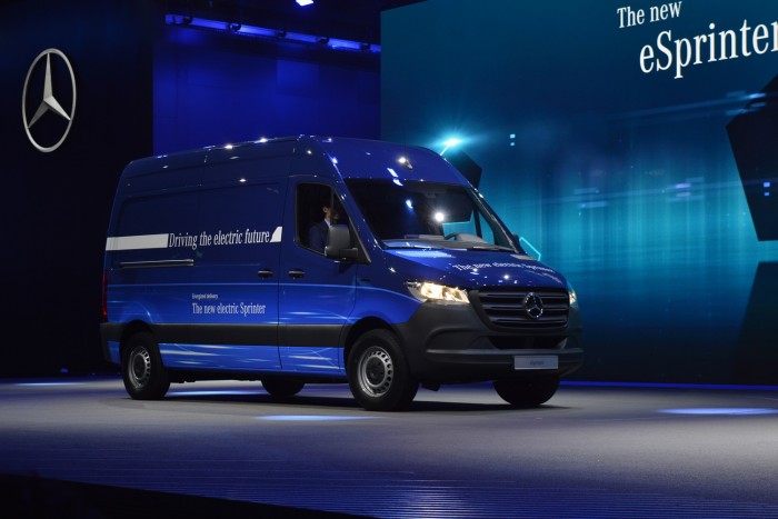 Elektromos iskolabuszok és teherautók követik a dízeleket a Daimlernél 30 Elektromos iskolabuszok és teherautók követik a dízeleket a Daimlernél 30