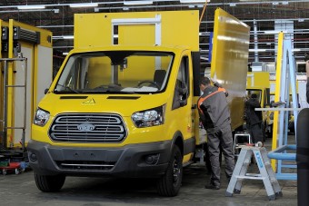 Sárga és elektromos az új posta Tranzit