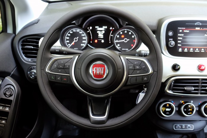 Városi miniből apró szabadidő-autó 10