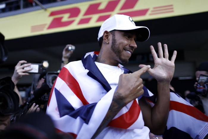 F1: Hamilton a tavalyinál is jobb szezont ígér