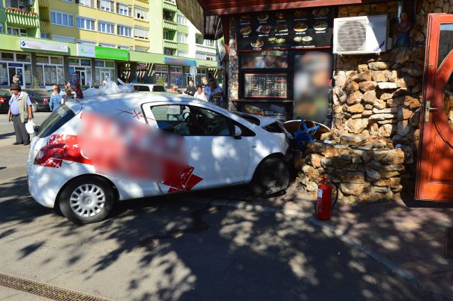 Nagyon rossz napja volt a nyíregyházi pizzafutárnak, de a részeg forgalomirányítónak is 1 Nagyon rossz napja volt a nyíregyházi pizzafutárnak, de a részeg forgalomirányítónak is 1