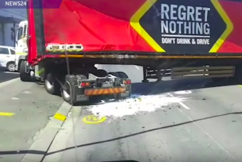 Sörtragédiát vettek videóra, rengeteg rekesz lett oda