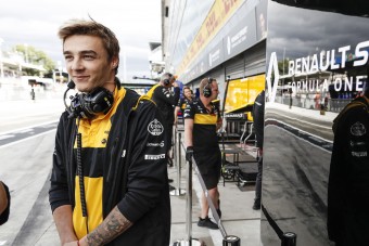 F1: Szocsiban letartóztatták a Renault-pilóta apját