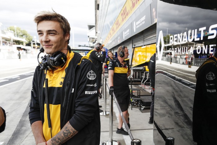 F1: Szocsiban letartóztatták a Renault-pilóta apját