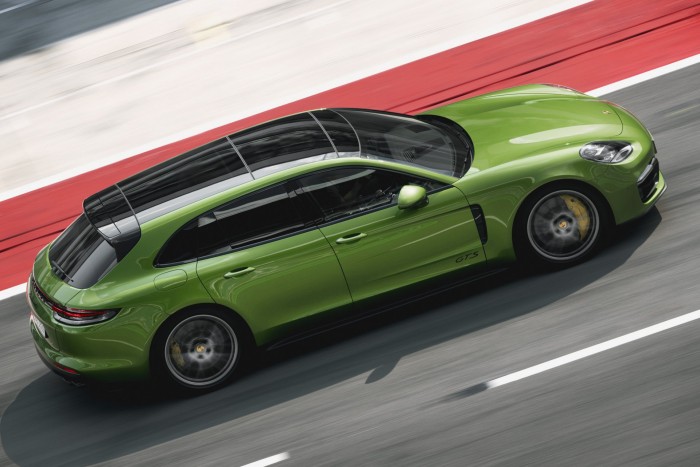 Még sportosabb a Porsche túraautója 6 | Vezess Még sportosabb a Porsche túraautója 6