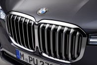 Megérkezett az X7, minden idők legnagyobb BMW-je 142
