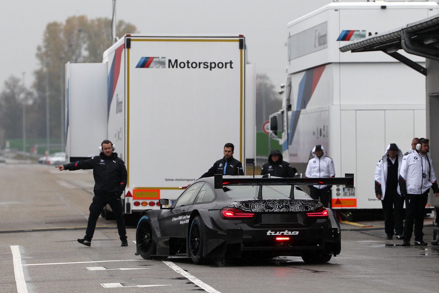 Már a DTM-ből is eltűnik az üvöltő V8-as 7