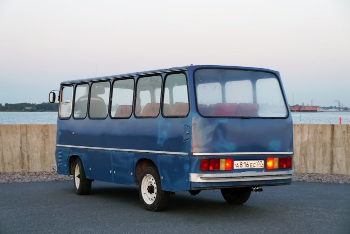 Annyira imádta a magyar Ikarust egy orosz sofőr, hogy épített magának egyet 7