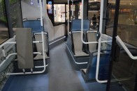 Ezt a buszt már robotok dobják össze 13 Ezt a buszt már robotok dobják össze 13