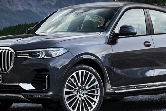 Alighogy bemutatták a BMW X7-et, elkészült az X8