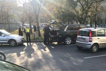 Összetörték a Rolls-Royce Cullianan tesztautót Budapesten