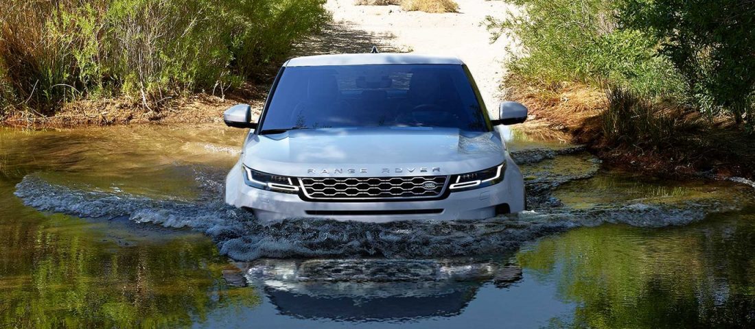 Hibrid rendszert kapott a legújabb Range Rover Evoque